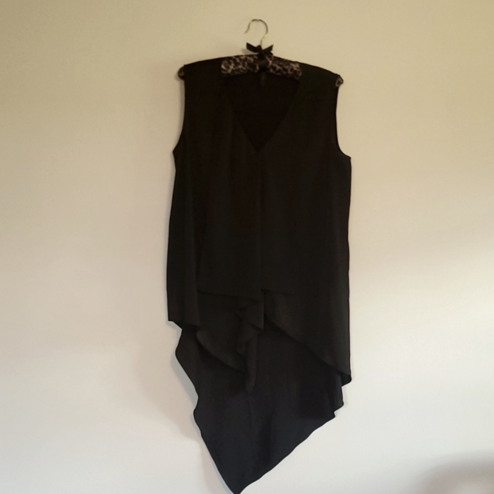 BCBG Black Flowy High-Low Top